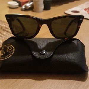 Used Rayban Wayfarers